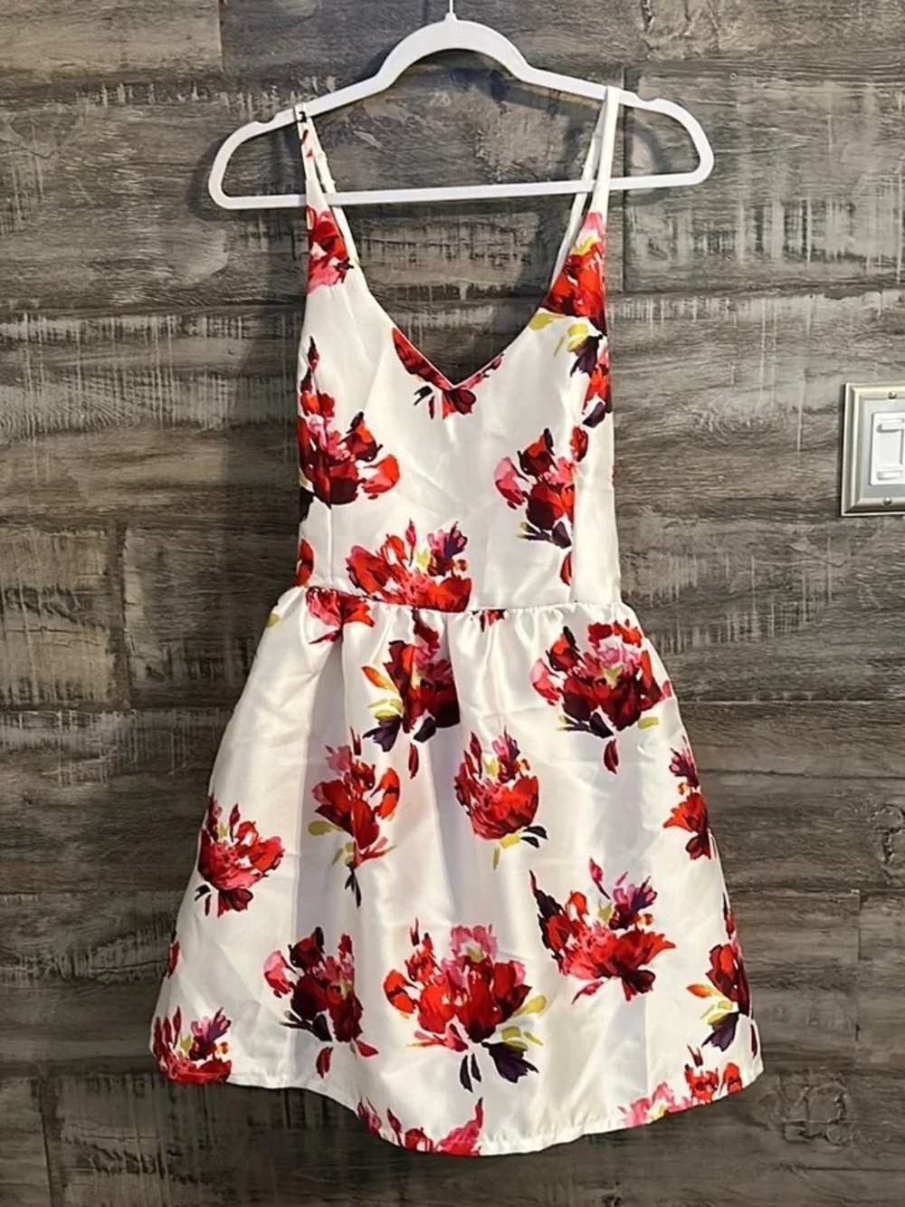 rwish4u Floral White Satiny Dress Size 11/12 Cross Straps Semiformal Mini